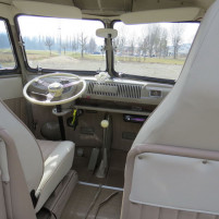 VW_Bully_T1_Samba_Rot_IMG_0028-002
