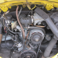 VW_Kaefer_1303_Fuel_injection_gelb_IMG_9495