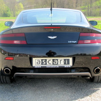 Aston_Martin_V8_Vantage_IMG_0301