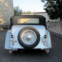Bentley_Vanden_Plas_05