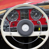 Mercedes_Benz_Pagode_230_Sl_rot_IMG_24
