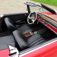 Mercedes_Benz_Pagode_230_Sl_rot_IMG_29