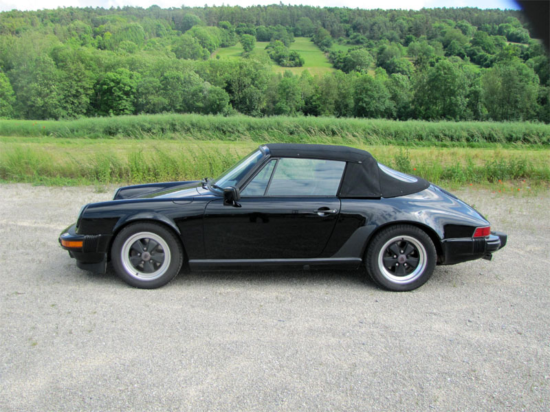 Porsche 911 Cabrio schwarz